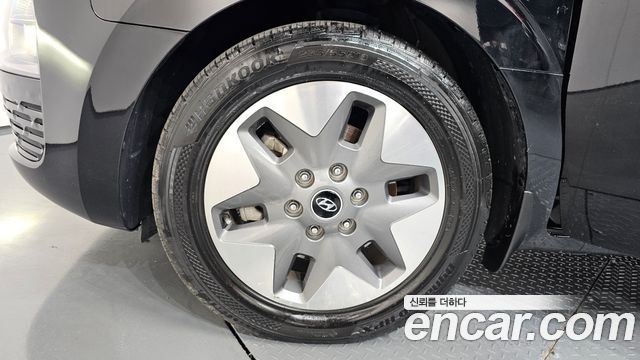 Hyundai Staria 4WD Tourer 9-Seater Modern - фото 4