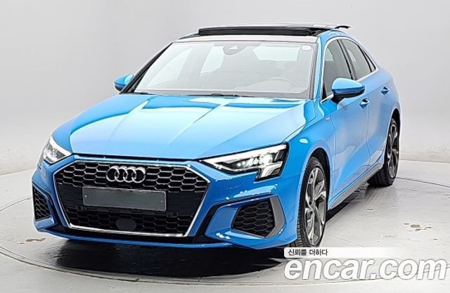 Audi A3 40 TFSI Premium - фото 0