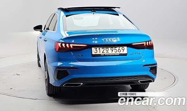 Audi A3 40 TFSI Premium - фото 1