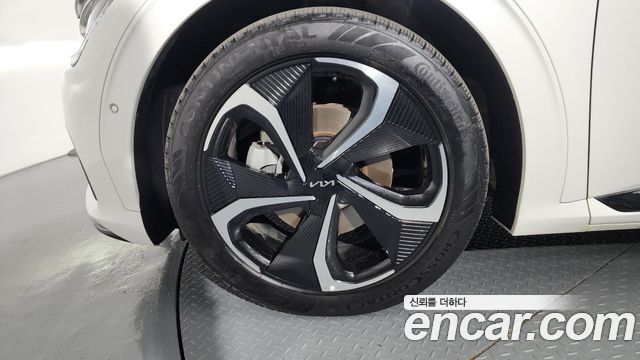 Kia EV6 Long Range 4WD GT Line - фото 4