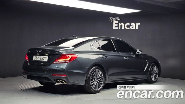 Genesis G70 2.0T Supreme - фото 1