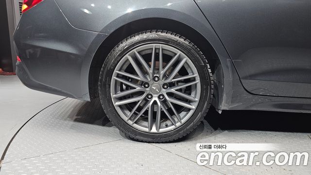 Genesis G70 2.0T Supreme - фото 4