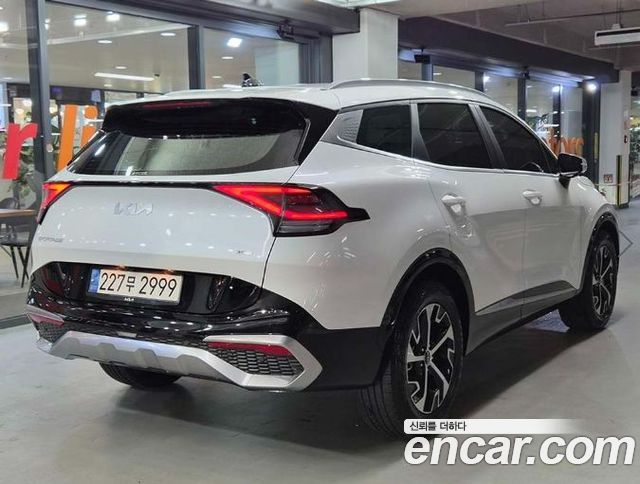 Kia Sportage 5-го поколения, гибрид Signature 2WD - фото 3