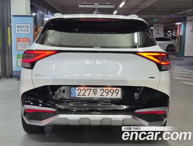 Kia Sportage 5-го поколения, гибрид Signature 2WD - фото 4