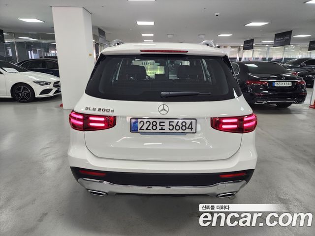 Mercedes-Benz GLB-Class X247 GLB200 d - фото 2