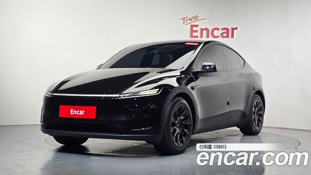 Tesla Model Y RWD - фото 0