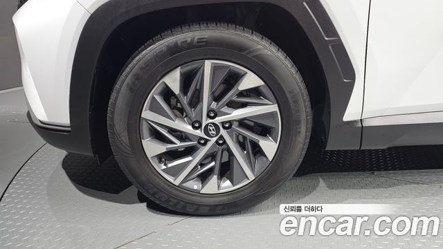 Hyundai Tucson NX4 Gasoline 1.6 Turbo 2WD Premium - фото 4