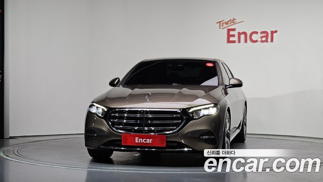 Mercedes-Benz E-Class W214 E220d 4MATIC Exclusive - фото 2