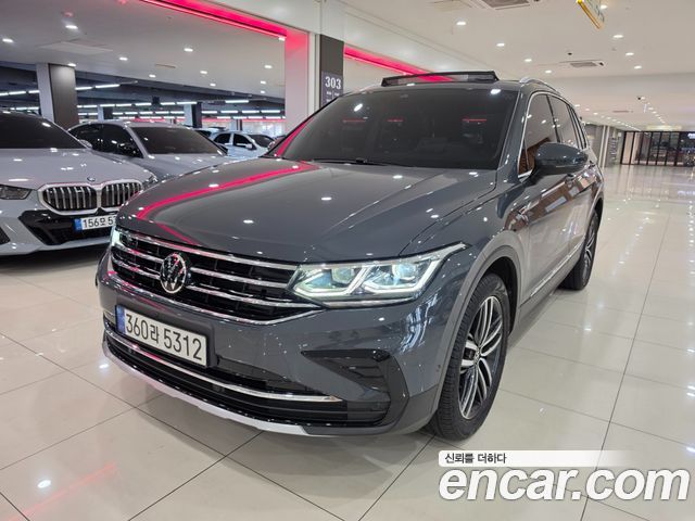 Volkswagen Tiguan 2-го поколения 2.0 TDI 4Motion Prestige - фото 0