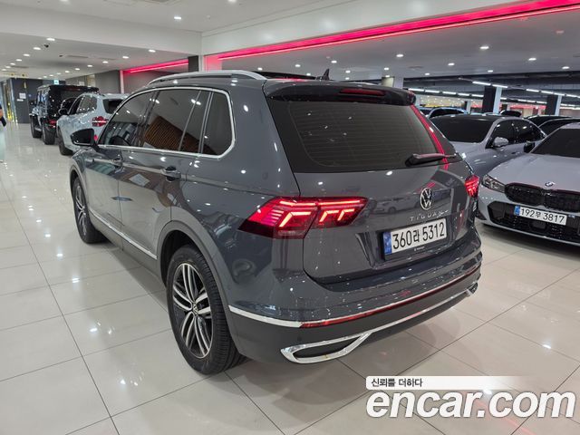 Volkswagen Tiguan 2-го поколения 2.0 TDI 4Motion Prestige - фото 1