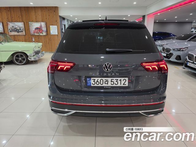 Volkswagen Tiguan 2-го поколения 2.0 TDI 4Motion Prestige - фото 3