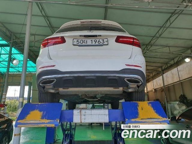 Mercedes-Benz GLC-Class X253 GLC350e 4MATIC AMG Line - фото 1