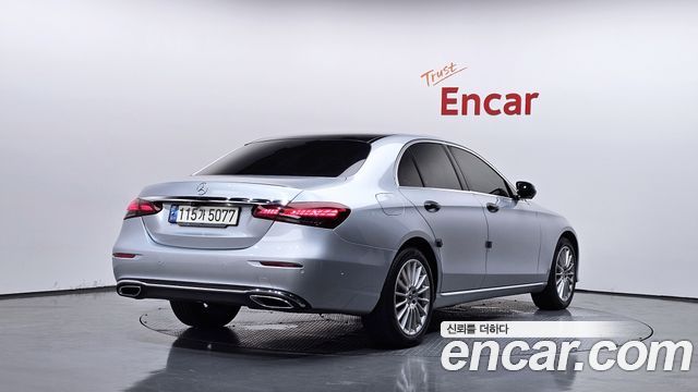 Mercedes-Benz E-Class W213 E220d 4MATIC Exclusive - фото 1