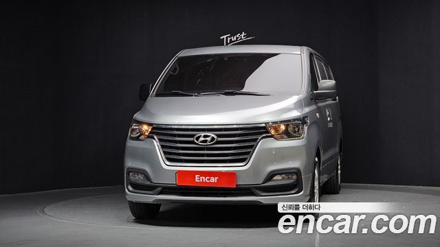 Hyundai Starex Новый Van 3-Seater Smart - фото 2