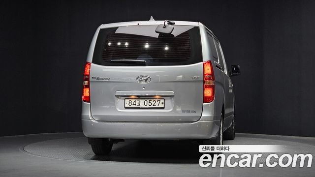 Hyundai Starex Новый Van 3-Seater Smart - фото 3