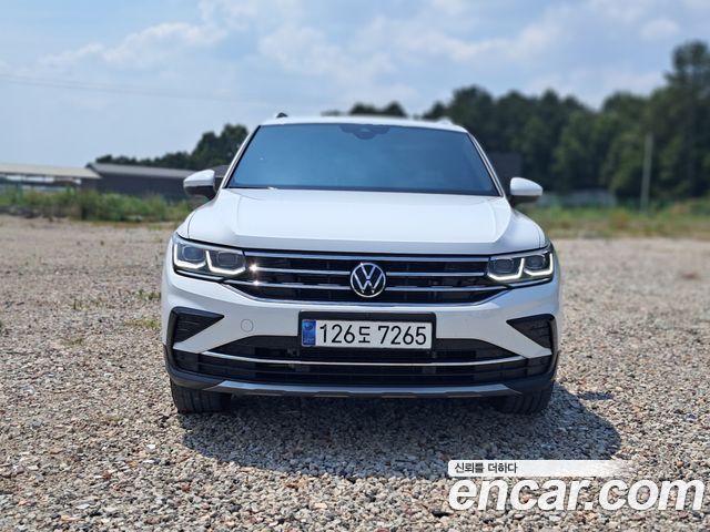 Volkswagen Tiguan 2-го поколения 2.0 TDI Prestige - фото 0