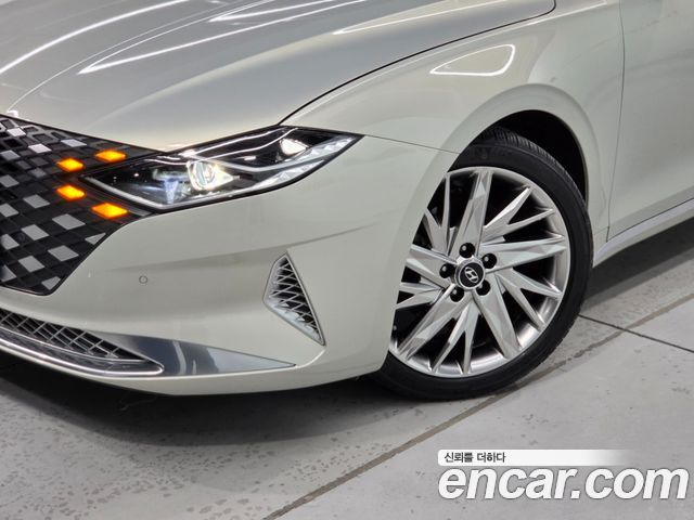 Hyundai Grandeur Новый IG 2.5 Calligraphy - фото 2