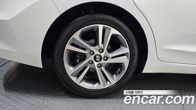 Hyundai Avante AD 1.6 GDI Value Plus - фото 4