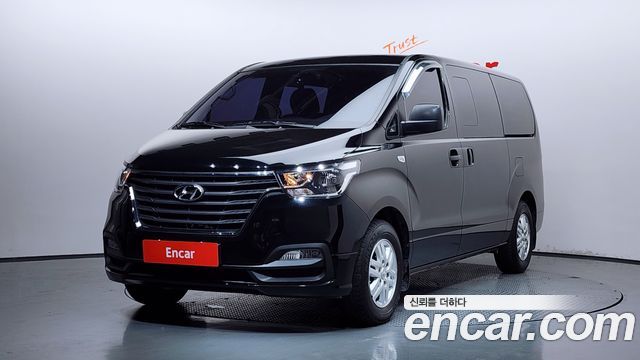Hyundai Starex Новый Van 5-Seater Modern - фото 0