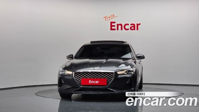 Genesis G70 2.0T Advanced - фото 2