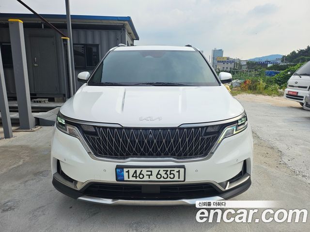 Kia Carnival 4-го поколения 9-Seater Signature - фото 1