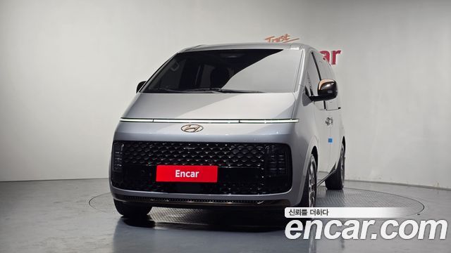 Hyundai Staria Lounge 7-Seater Inspiration - фото 2