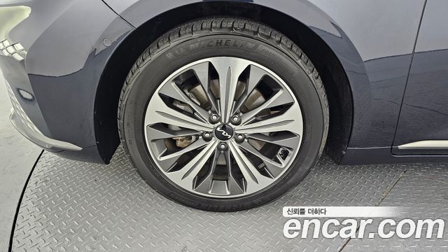 Kia K8 2.5 Gasoline 2WD Signature - фото 4