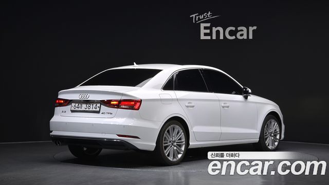 Audi A3 40 TFSI 8V - фото 1