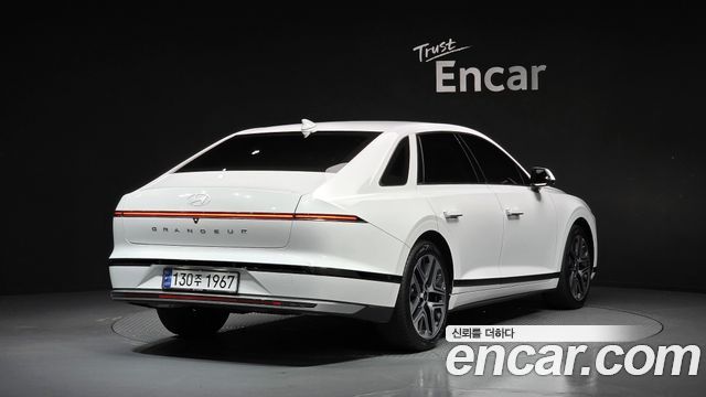 Hyundai Grandeur GN7, гибрид Exclusive - фото 1