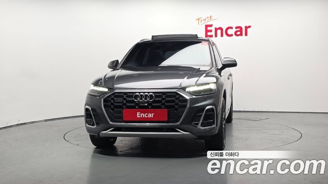 Audi Q5 FY 45 TFSI Quattro Premium - фото 2