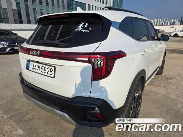 Kia Seltos Новый Gasoline 2.0 2WD Signature - фото 1