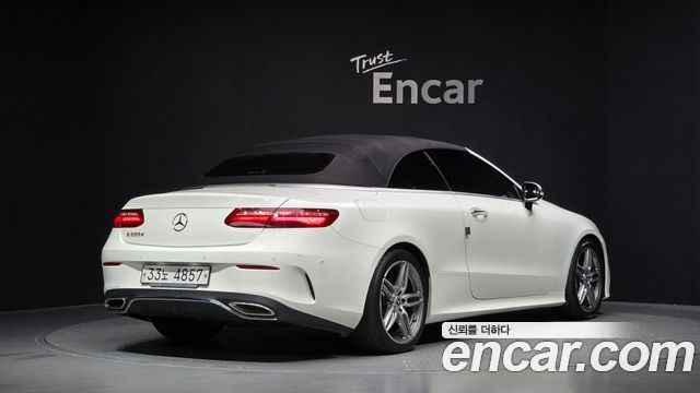 Mercedes-Benz E-Class W213 E220d Cabriolet - фото 1