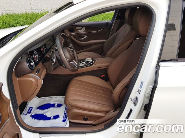 Mercedes-Benz E-Class W213 E220d 4MATIC Exclusive - фото 1