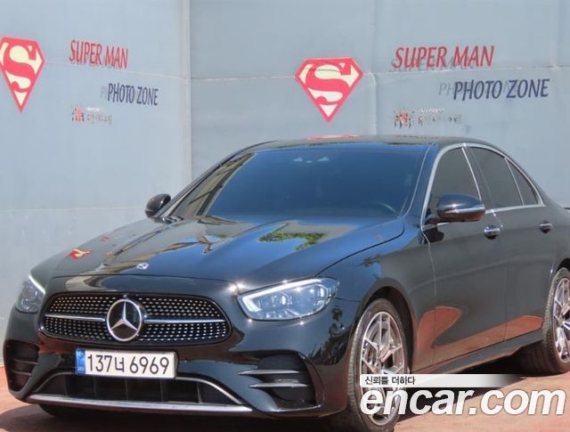 Mercedes-Benz E-Class W213 E220d 4MATIC AMG Line - фото 0