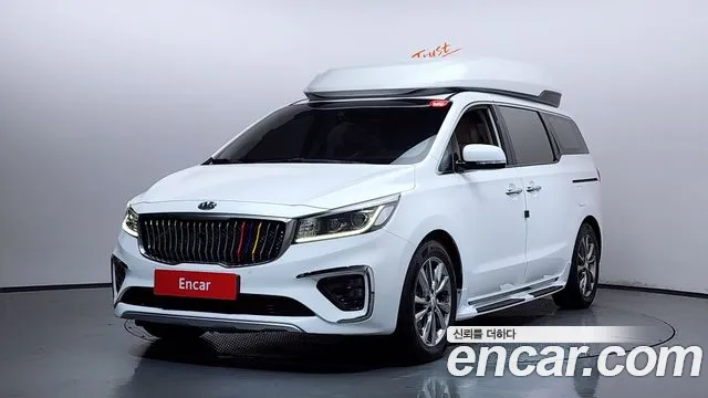 Kia Carnival Новый 9-Seater Hi-Limousine Prestige Hiroof - фото 0