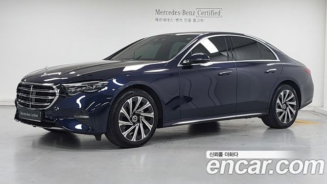 Mercedes-Benz E-Class W214 E300 4MATIC Exclusive - фото 0