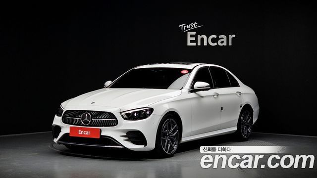 Mercedes-Benz E-Class W213 E220d 4MATIC AMG Line - фото 0