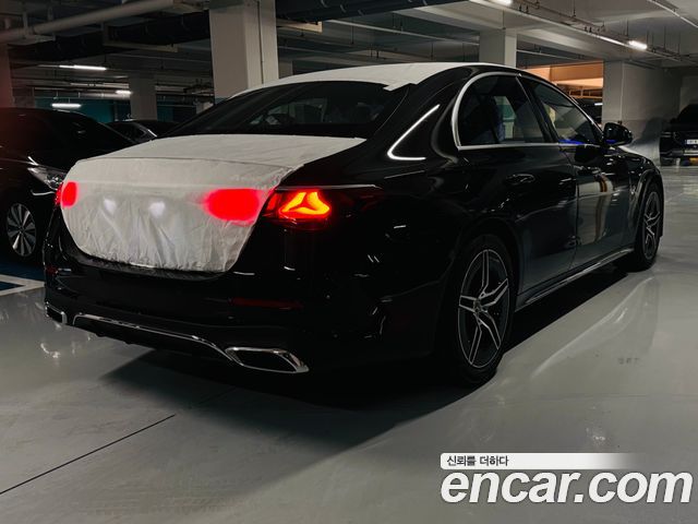 Mercedes-Benz E-Class W214 E300 4MATIC AMG Line - фото 3
