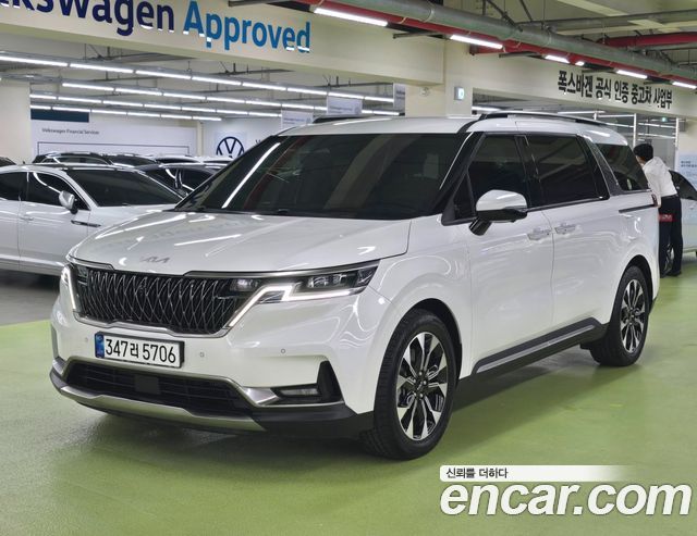 Kia Carnival 4-го поколения 9-Seater Noblesse - фото 0