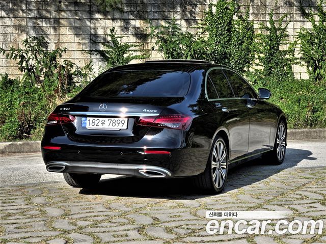 Mercedes-Benz E-Class W213 E220d 4MATIC Exclusive - фото 1