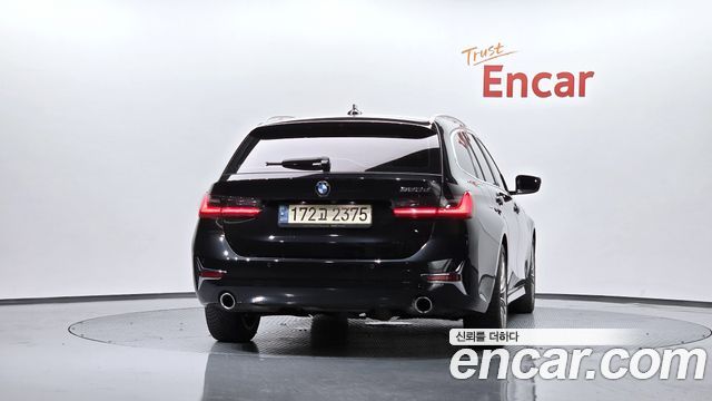 BMW 3-Series G20 320d Touring Luxury - фото 3