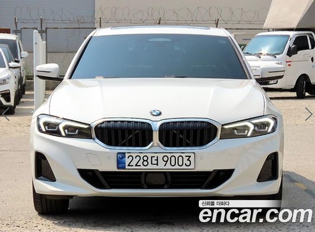 BMW 3-Series G20 320i - фото 0