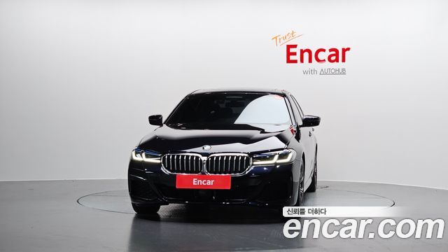 BMW 5-Series G30 530i xDrive M Sport Package - фото 2