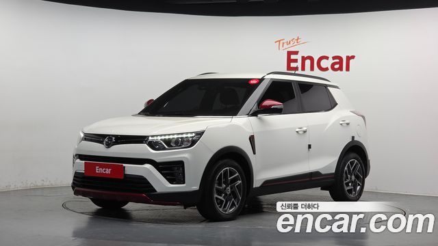 SsangYong Tivoli Gasoline 1.5 2WD R-PLUS White - фото 0