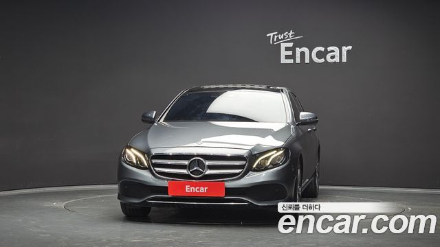 Mercedes-Benz E-Class W213 E300 Avantgarde - фото 2