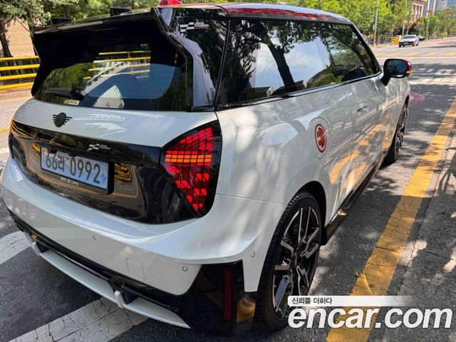 Mini Cooper 4-го поколения JCW - фото 1
