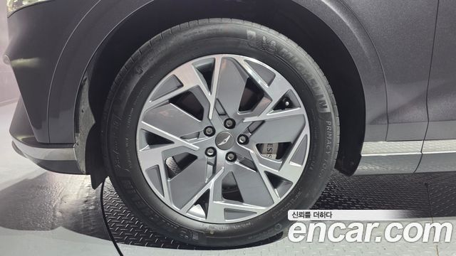 Genesis GV70 e-AWD - фото 4