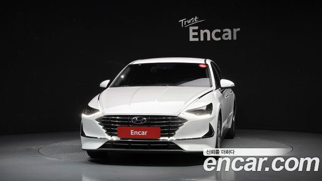 Hyundai Sonata DN8 2.0 Premium Family - фото 2
