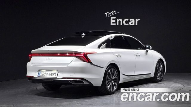 Kia K8 2.5 Gasoline 2WD Signature - фото 0