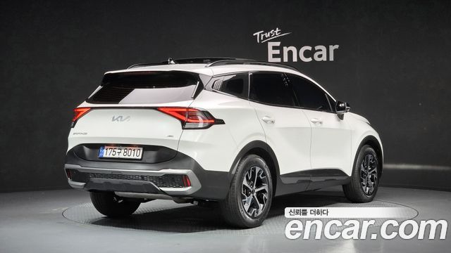 Kia Sportage 5-го поколения, гибрид Signature Gravity 4WD - фото 1